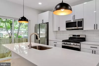 1320 S 31st Street, Philadelphia, PA 19146 - Photo 3