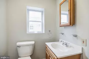 530 N 58th St, Philadelphia, PA 19131 - Photo 13