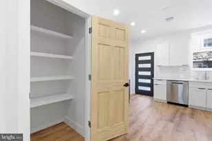 458 W Earlham Ter, Philadelphia, PA 19144 - Photo 15