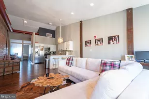 19 N 3rd St, Philadelphia, PA 19106 - Photo 3