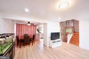 9947 Montour St, Philadelphia, PA 19115 - Photo 11