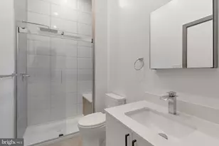 1935 E Hazzard St, Philadelphia, PA 19125 - Photo 11