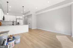 919 N 15th St, Philadelphia, PA 19130 - Photo 5