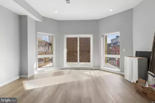 919 N 15th St, Philadelphia, PA 19130 - Photo 7