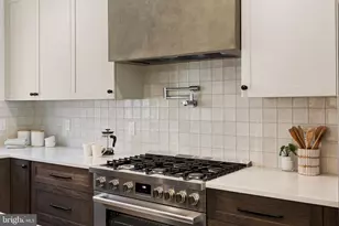 954 N 6th St, Philadelphia, PA 19123 - Photo 21