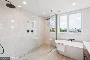 954 N 6th St, Philadelphia, PA 19123 - Photo 31