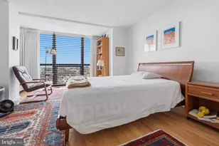 241 S 6th St, Philadelphia, PA 19106 - Photo 19