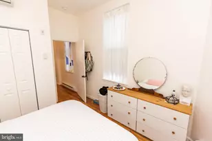 2106 E York St, Philadelphia, PA 19125 - Photo 11