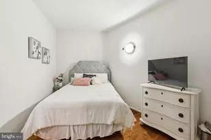 2310 South St, Philadelphia, PA 19146 - Photo 9