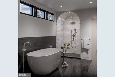 2000 Waverly Street, Philadelphia, PA 19146 - Photo 17