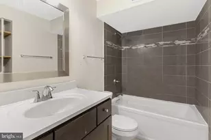 941 New Market St, Philadelphia, PA 19123 - Photo 17