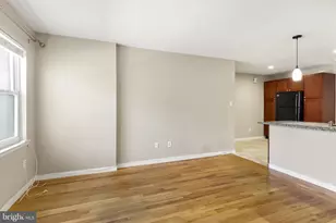 941 New Market St, Philadelphia, PA 19123 - Photo 3