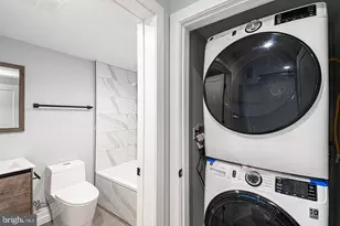 526 Brown St, Philadelphia, PA 19123 - Photo 19