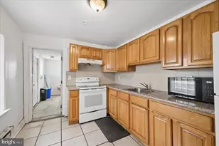 2038 N Franklin St, Philadelphia, PA 19122 - Photo 11