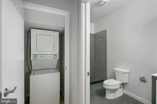 412-26 S 13th St, Philadelphia, PA 19147 - Photo 5