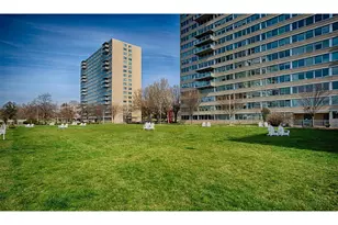 2200 Benjamin Franklin Pkwy, Philadelphia, PA 19130 - Photo 15