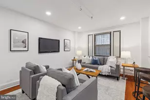 2031 Locust St, Philadelphia, PA 19103 - Photo 5