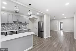 2526 S 68th St, Philadelphia, PA 19142 - Photo 7