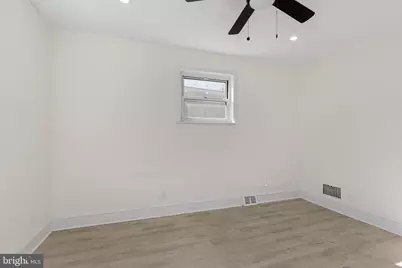 1807 S 9th Street #2, Philadelphia, PA 19148 - Photo 11