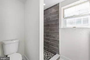 1807 S 9th St, Philadelphia, PA 19148 - Photo 7