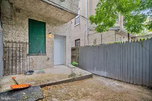 1718 Edgley St, Philadelphia, PA 19121 - Photo 9