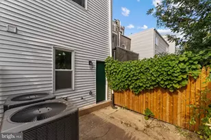 2033 N 9th St, Philadelphia, PA 19122 - Photo 19