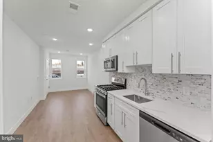 2033 N 9th St, Philadelphia, PA 19122 - Photo 11