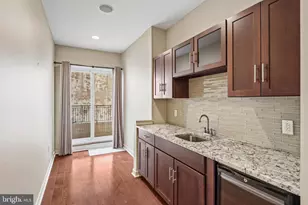 765 S 15th St, Philadelphia, PA 19146 - Photo 43