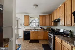 2719 Meyer Pl, Philadelphia, PA 19114 - Photo 13