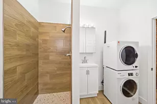 2024 S 17th St, Philadelphia, PA 19145 - Photo 9