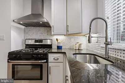 313 Mercy Street, Philadelphia, PA 19148 - Photo 13