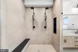 2512 E Cumberland St, Philadelphia, PA 19125 - Photo 33