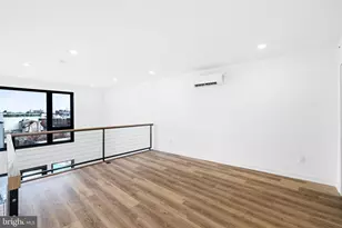 17 Girard Ave Ave W, Philadelphia, PA 19123 - Photo 9