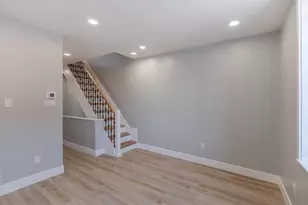 672 N 19th St, Philadelphia, PA 19130 - Photo 7