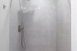 672 N 19th St, Philadelphia, PA 19130 - Photo 17