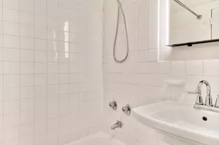 226 W Rittenhouse Square, Philadelphia, PA 19103 - Photo 17