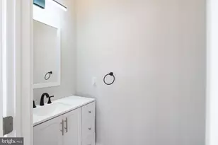 2701 W Glenwood Ave, Philadelphia, PA 19121 - Photo 33