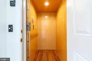 3937 Terrace St, Philadelphia, PA 19128 - Photo 9