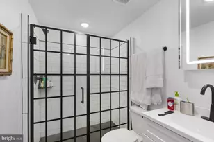 212 Catharine St, Philadelphia, PA 19147 - Photo 13