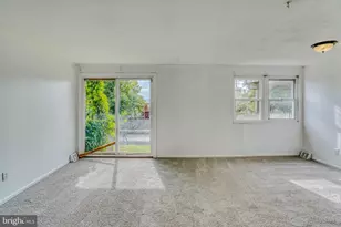 10203 E Keswick Rd, Philadelphia, PA 19114 - Photo 13