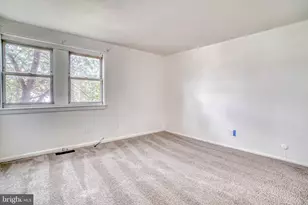 10203 E Keswick Rd, Philadelphia, PA 19114 - Photo 19