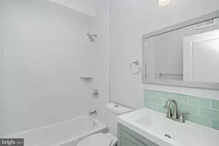 1302 N Marshall St, Philadelphia, PA 19122 - Photo 9