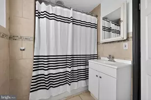 4153 Orchard St, Philadelphia, PA 19124 - Photo 9