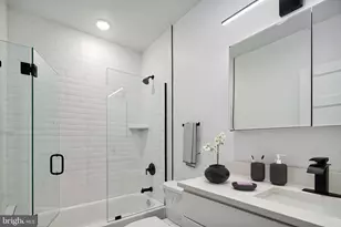 2132 Pine St, Philadelphia, PA 19103 - Photo 15