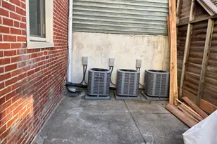 2620 Brown St, Philadelphia, PA 19130 - Photo 19