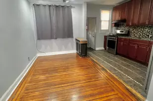 7321 Garman St, Philadelphia, PA 19153 - Photo 3