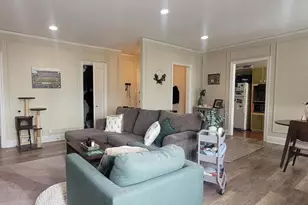 2031 Locust St, Philadelphia, PA 19103 - Photo 3