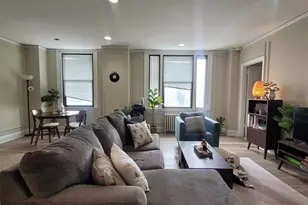 2031 Locust St, Philadelphia, PA 19103 - Photo 3