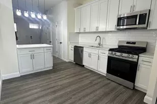 1322 Kerbaugh St, Philadelphia, PA 19140 - Photo 9