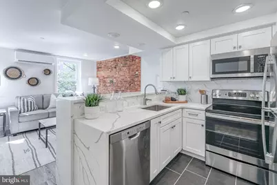 541 E Girard Avenue, Philadelphia, PA 19125 - Photo 9